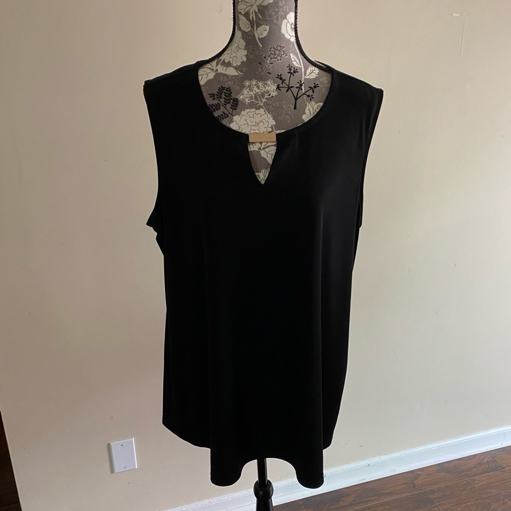 Sleeveless black top